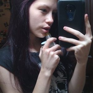 Meet your Posher, Holly